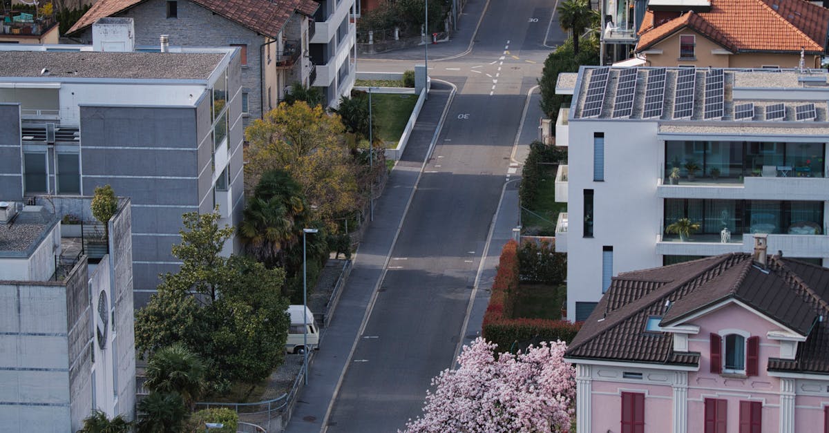 How to Install Solar Panels in New Builds